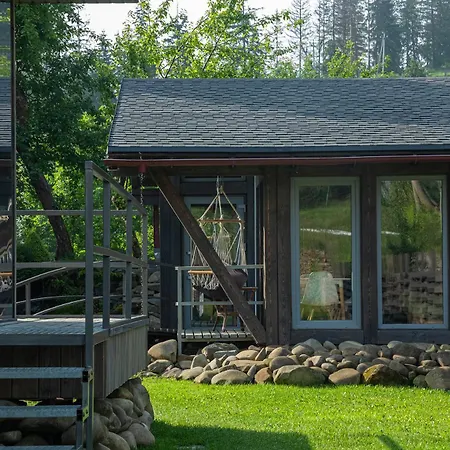 Lodge Veranda