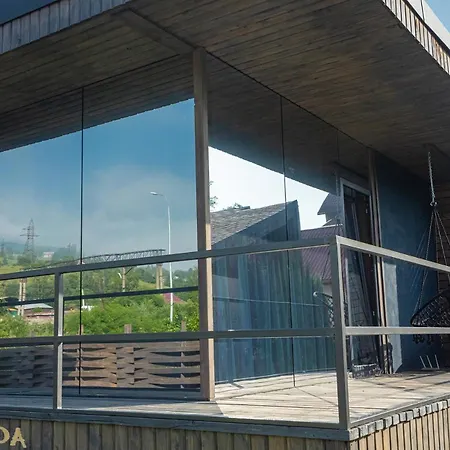 Lodge Veranda *