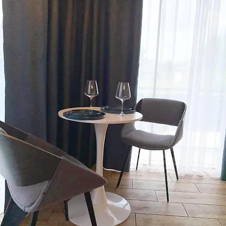 Orman Evi Veranda